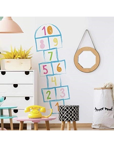 Αυτοκόλλητα τοίχου Κουτσό