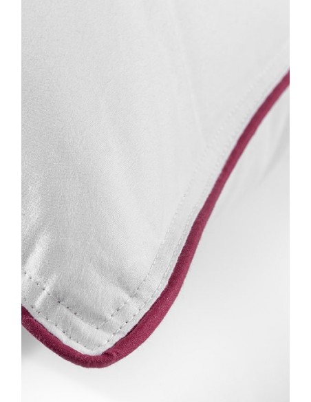 The Microfiber Down Alternative Pillow Medium 50x70