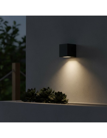 kelvo® BURANO KLV-101-0018 Φωτιστικό Τοίχου / Απλίκα για Λάμπα MR16 με Ντουί GU10 AC 220-240V Αδιάβροχο IP65 - Μαύρο Ματ - Μ8 x Π8 x Υ7cm